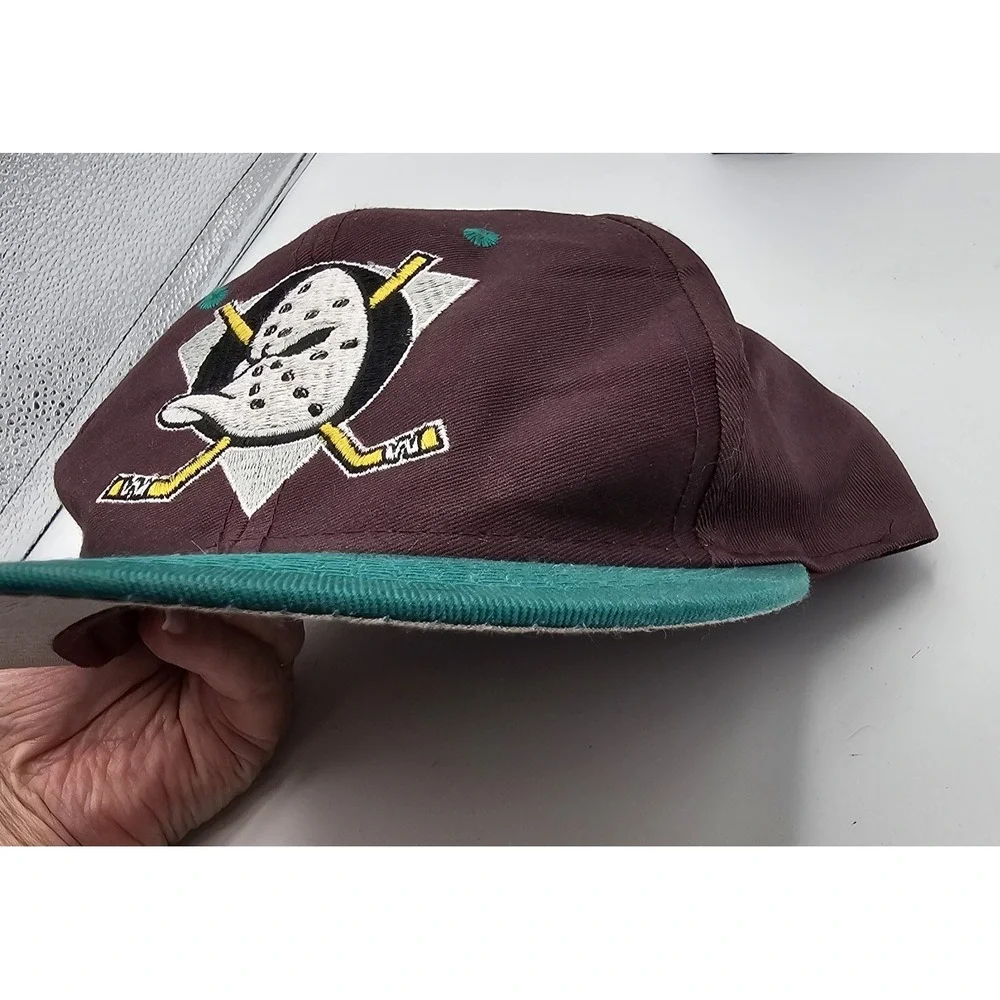 Vintage Anaheim Mighty Ducks Logo 7 NHL Snapback Hat Cap Blockhead Logo Disney